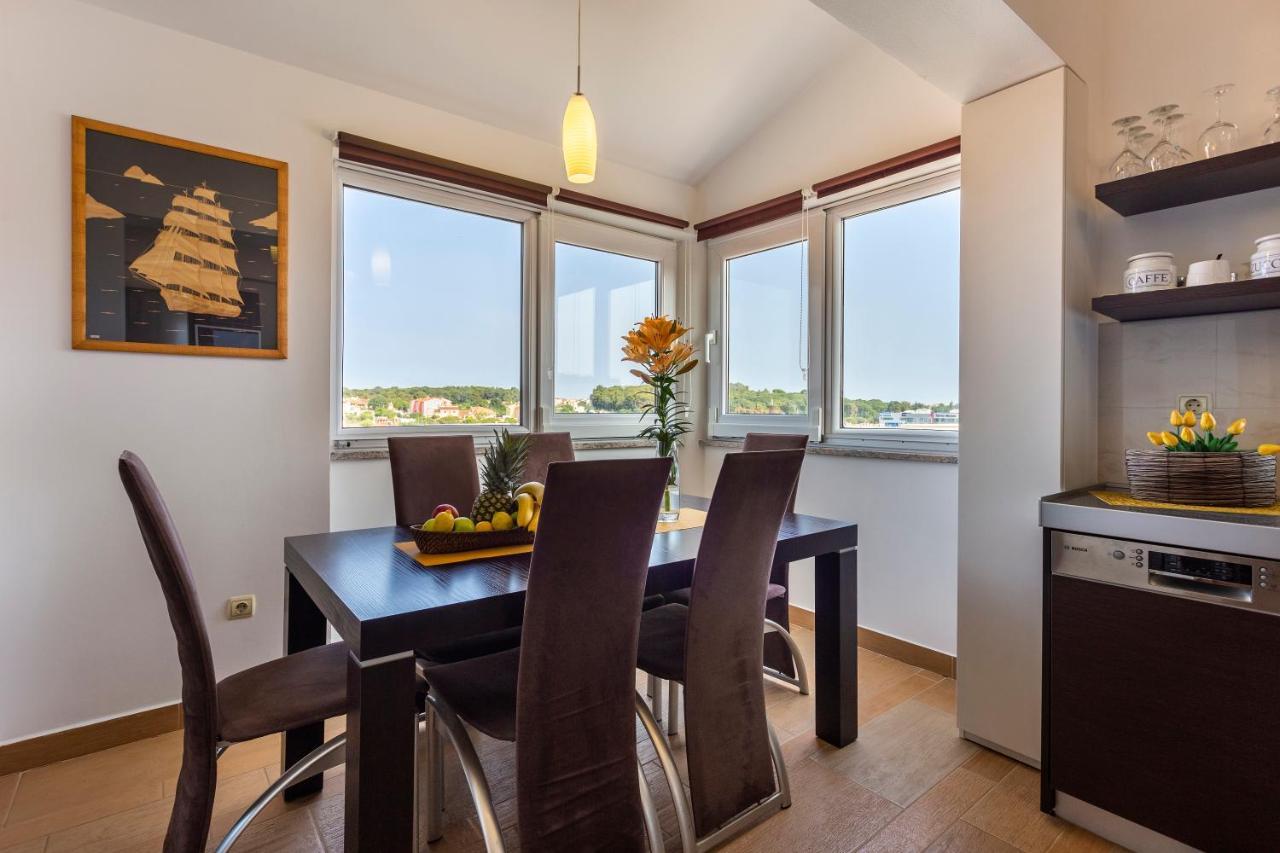 Apartman Ember Pula Exterior photo