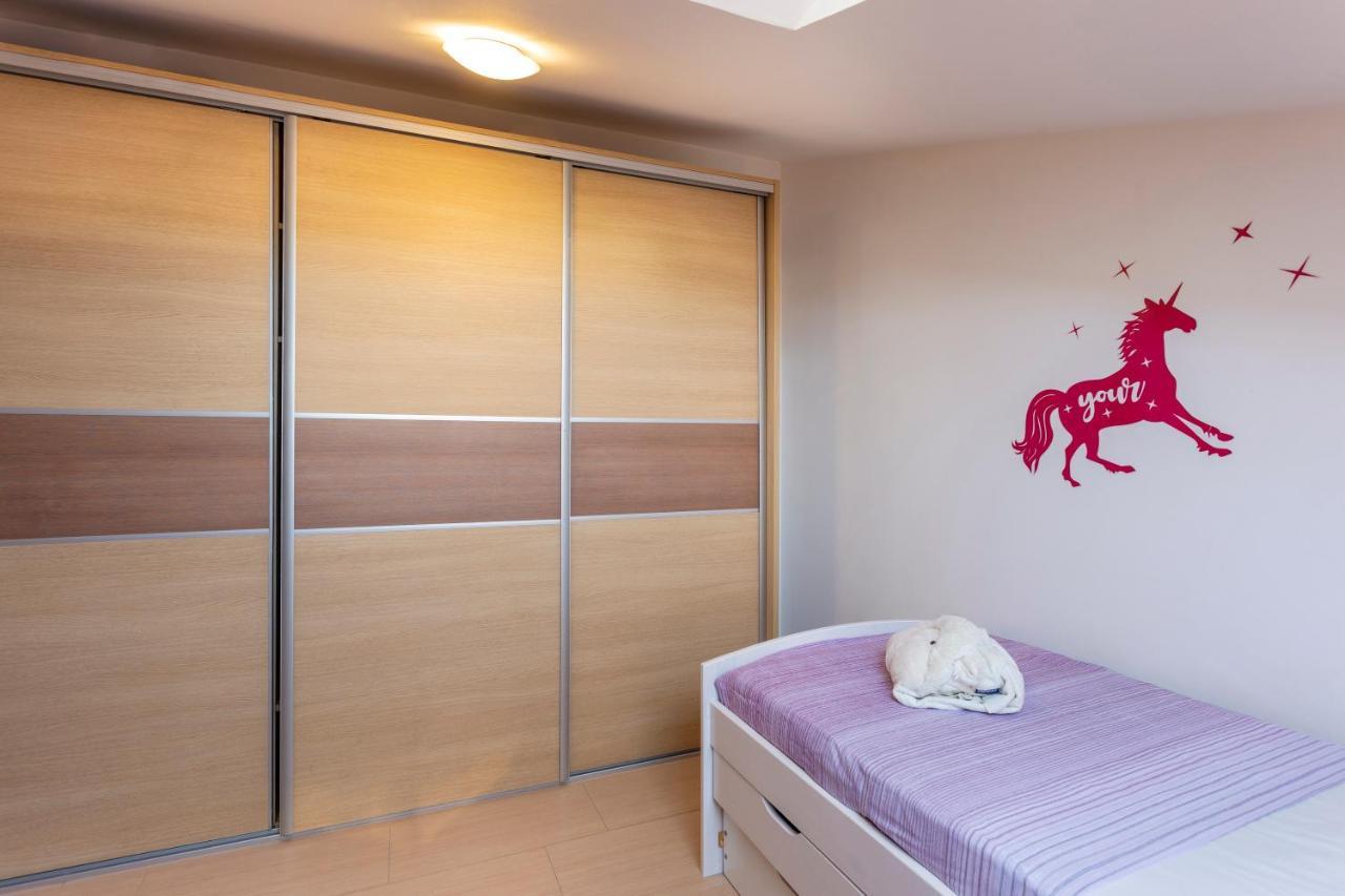 Apartman Ember Pula Exterior photo